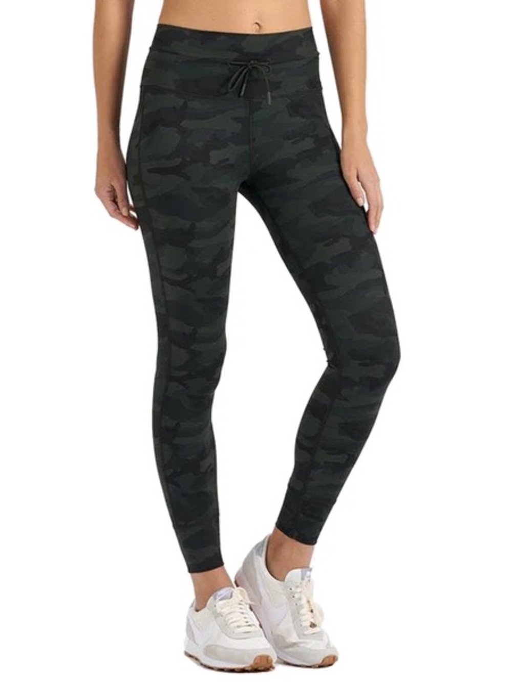 VUORI Daily Yoga Dark Green Camo High Rise Joggers Size XS